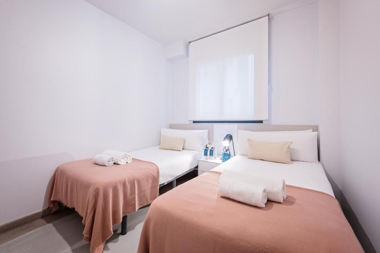 Apartament Sweett - Carrer Fira Barcelona Zewnętrze zdjęcie